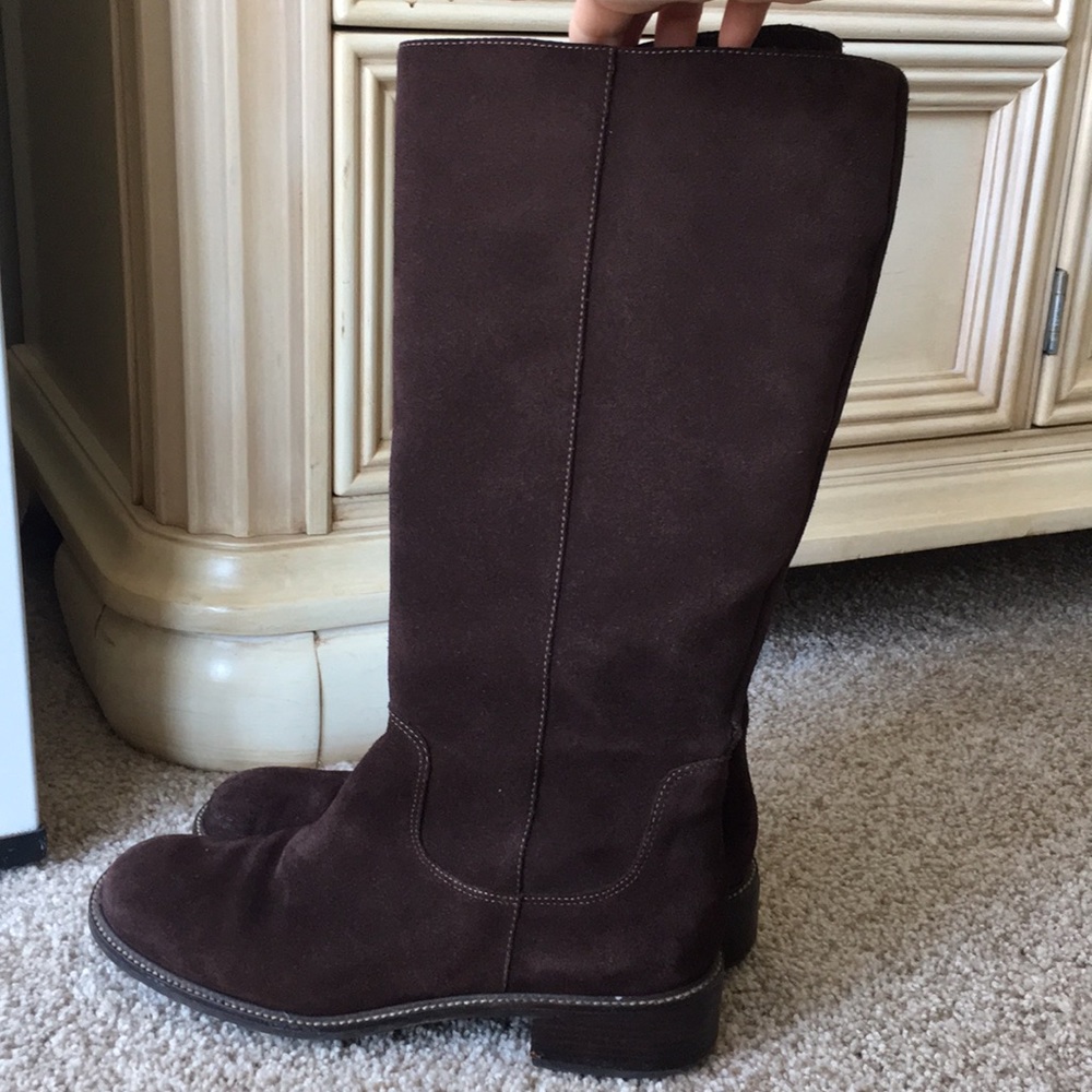 LL Bean brown suede boots
